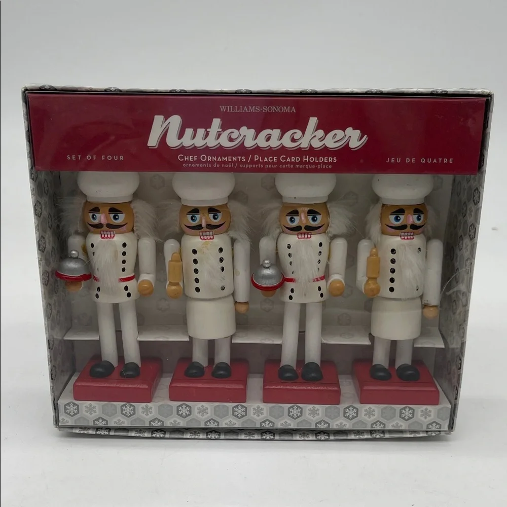 New In Box Williams Sonoma Nutcracker Chef Ornaments/Place Card Holders